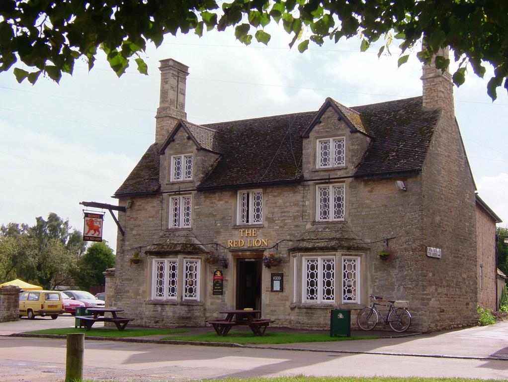 Cottage On The Green Brackley  Room photo